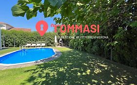Villetta Tinmar, Giardino, Piscina Privata, bbq, Area giochi e Parcheggio Gratuito